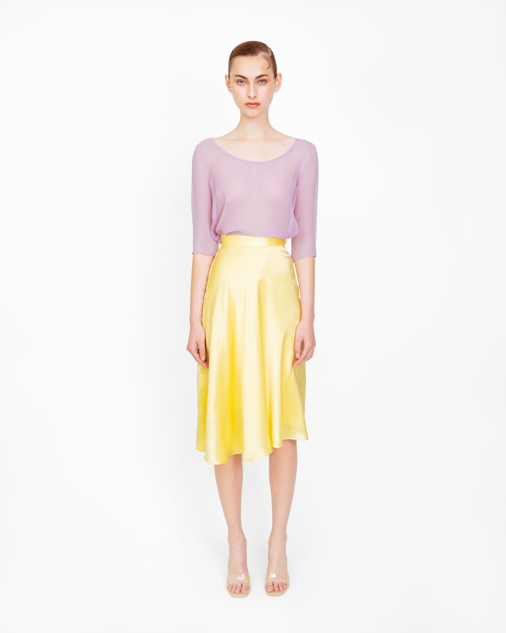 #lavendertop #chiffontop #purpletop #chiffonshirt #minimalstyle #minimalist